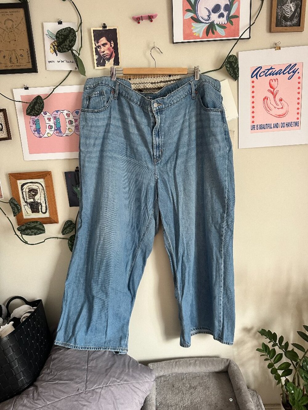 Old Navy mid-rise baggy wide leg jeans